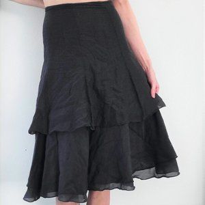 Gorgeous Cabi asymmetric hem featherweight skirt